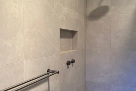 ld1211a-600x600-tile—light-grey-tiles—shower-tiles.jpg