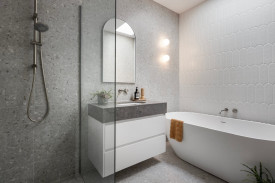 ll0214a-matt-tiles-600x600—-tp0104a-arch-white-chalk-matt-90x306—bathroom-design—arched-tiles.jpg