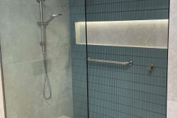 LE1903A 600X600 & TP1101E (2) SHOWER DESIGN, BLUE MOSAIC TILES, BATHROOM TILES