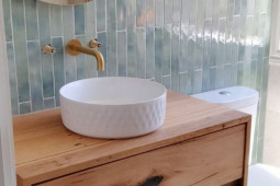 LL0307A 48X450, COASTAL BATHROOM DESIGN, TIMBER VANITY, BLUE SUBWAY TILES
