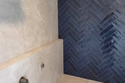 LL1909G 60X246 GLOSS & LE1903A 600X600 MATT, BLUE TILES, HERRINGBONE, BATHROOM DESIGN