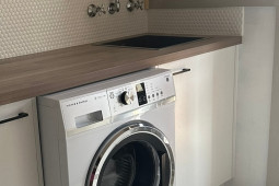 TP1802A PENNY ROUND MOSAICS WHITE MATT, FEATURE TILES, LAUNDRY DESIGN